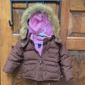 Babygap warmest puffer jacket with fur hood 2T